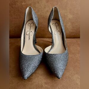 Jessica Simpson Lucina Silver Glitter Pumps. Size 8M